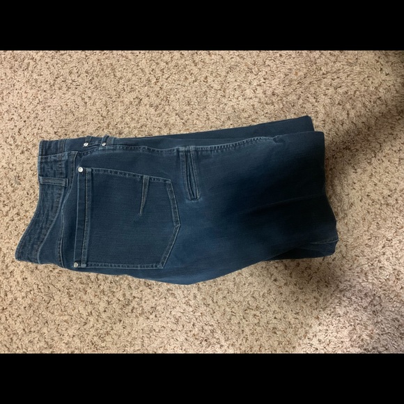 Kuhl Disruptr 36 x 32 - Picture 7 of 7